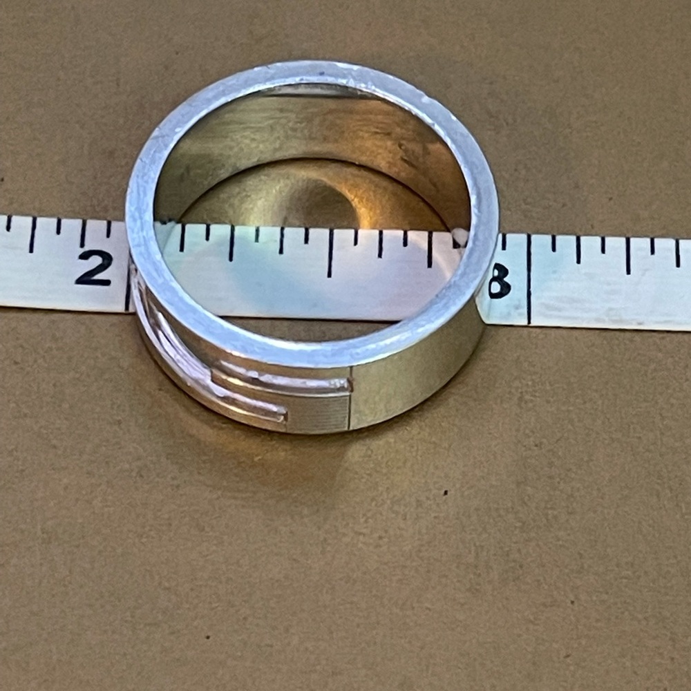 Gucci sterling silver ring